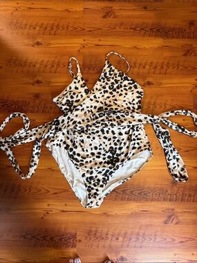 aerie Leopard Print One-Piece Swimsuit in Beige and Black